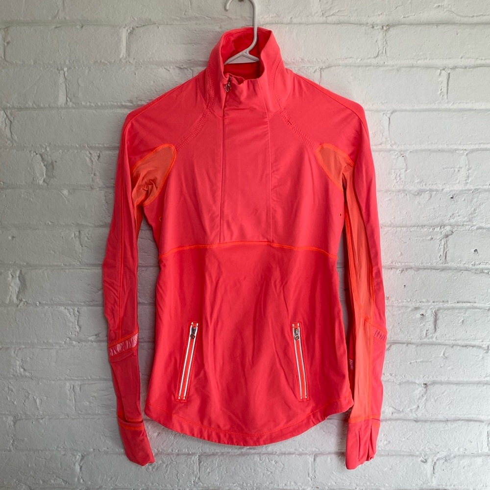Lululemon long-sleeve run top